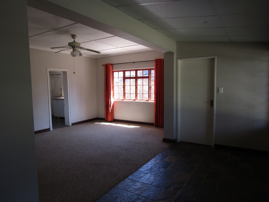 3 Bedroom Property for Sale in Humansdorp Eastern Cape